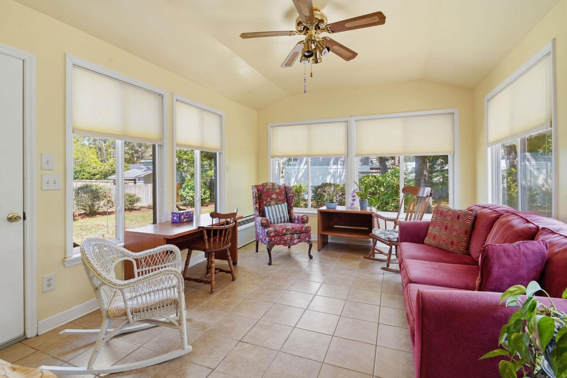 712 Yucca Ave. Photo 18