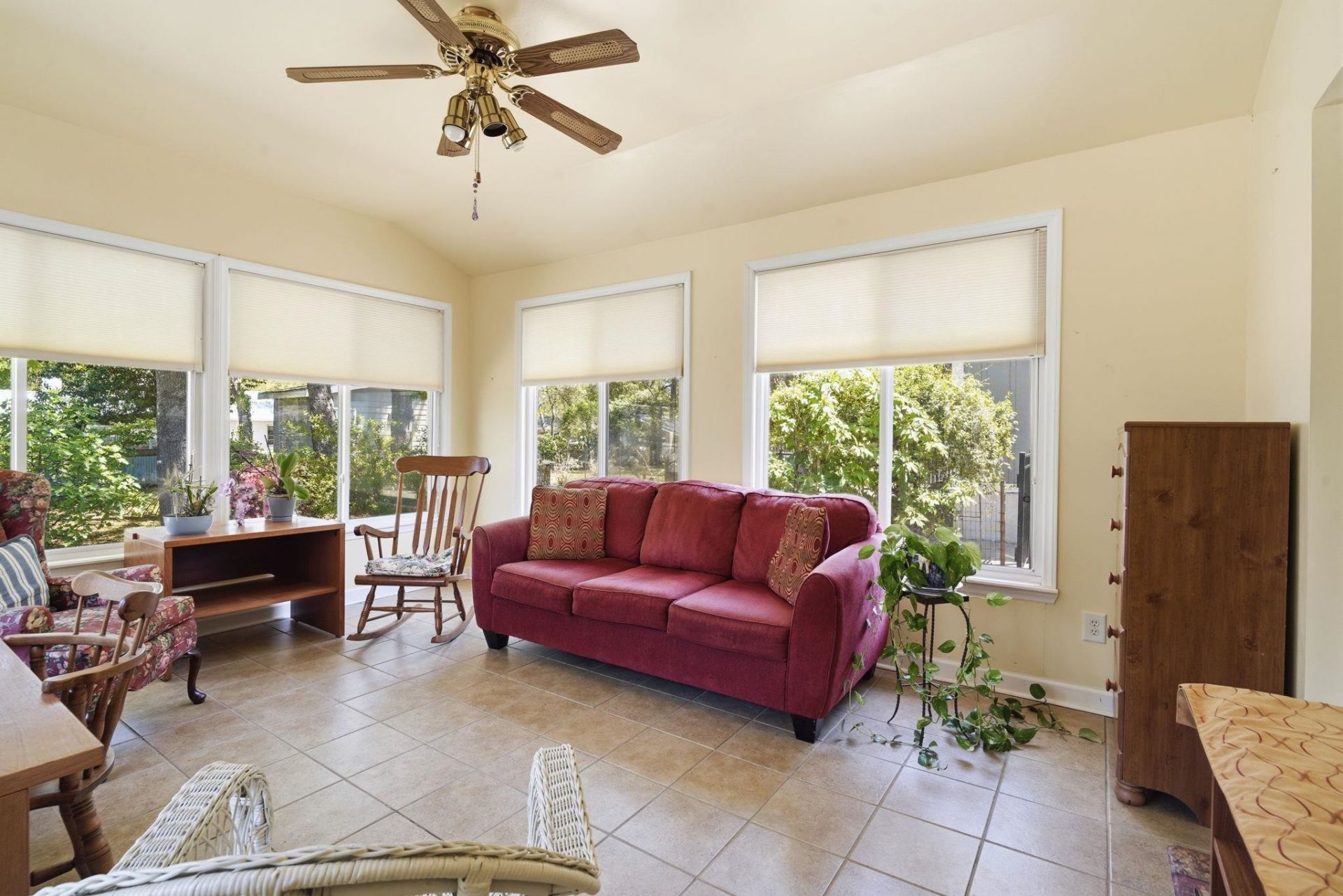 712 Yucca Ave. Photo 19