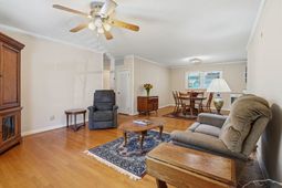 712 Yucca Ave. photo 4