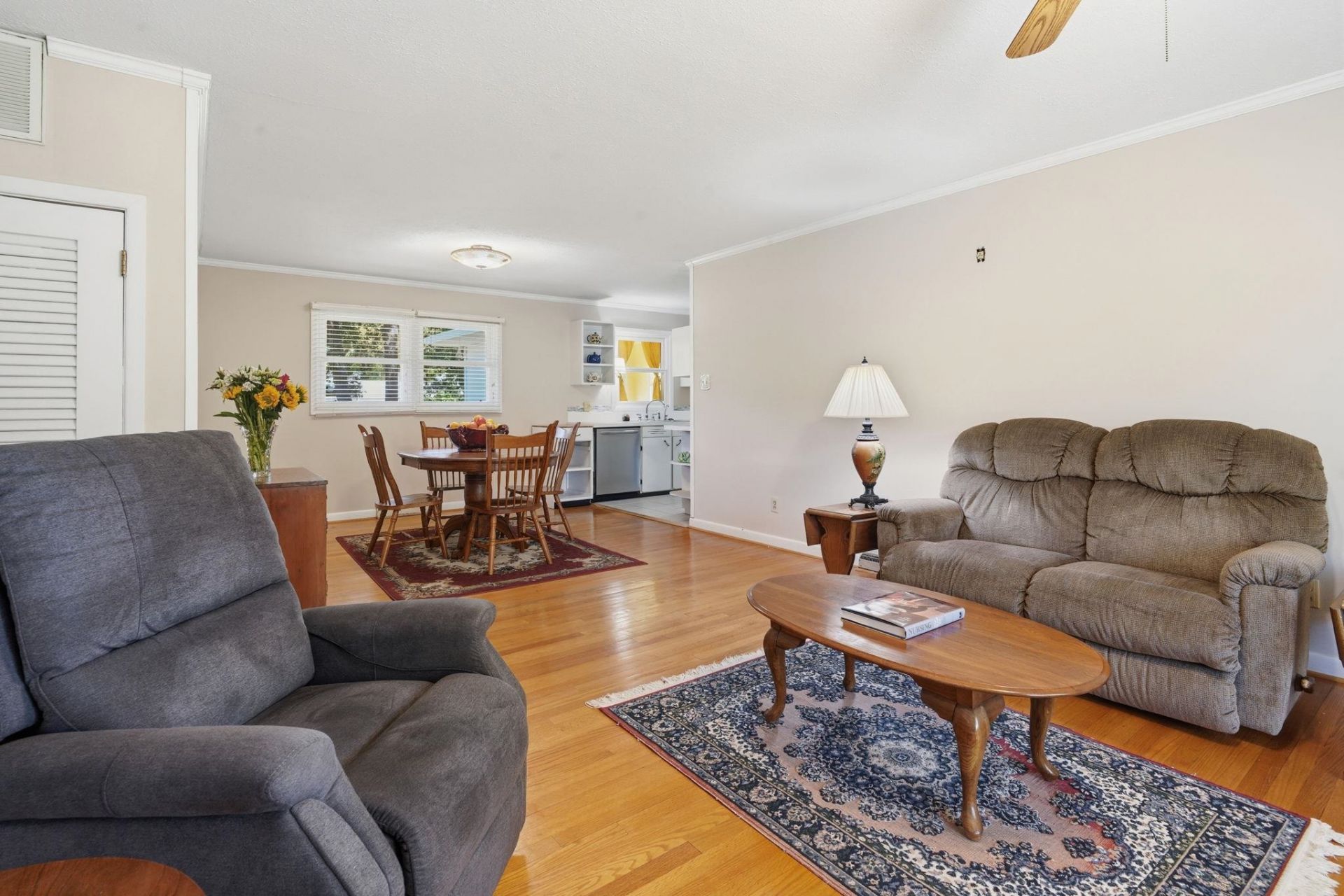 712 Yucca Ave. Photo 8