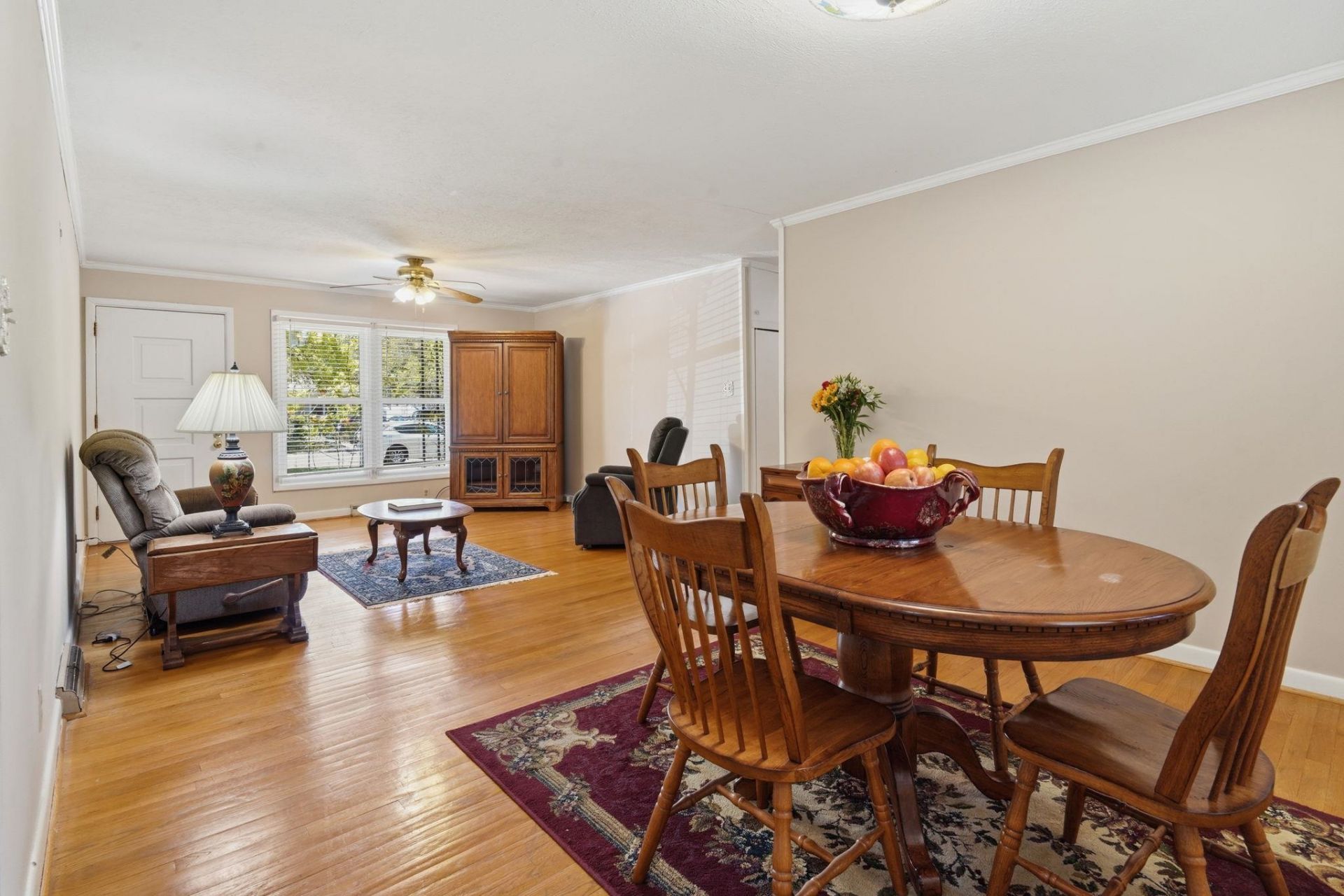 712 Yucca Ave. Photo 9