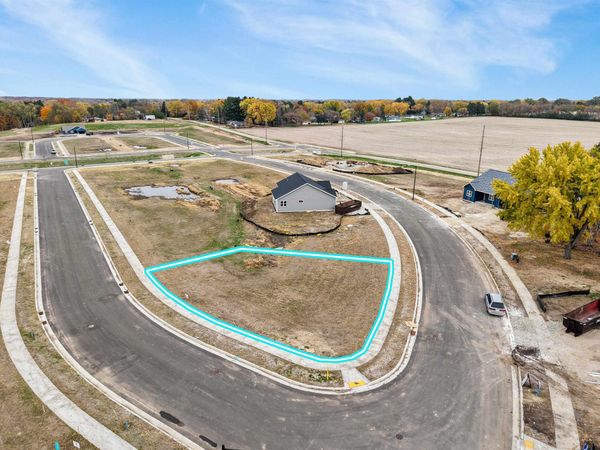 376 Dahlia Drive, Stoughton, WI 53589