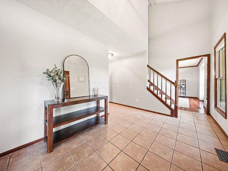 5301 Aryshire Drive , Dublin, OH 43017 Photo 12