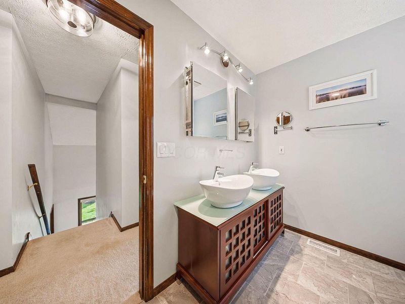 5301 Aryshire Drive , Dublin, OH 43017 Photo 40