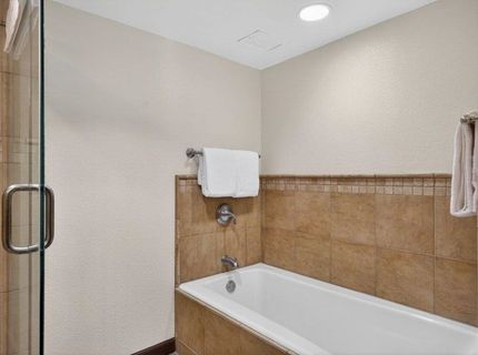 400 Resort Road, Olympic Valley, CA 96416 Photo