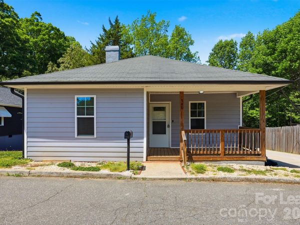 546 Baltimore Drive , Cramerton, NC 28032