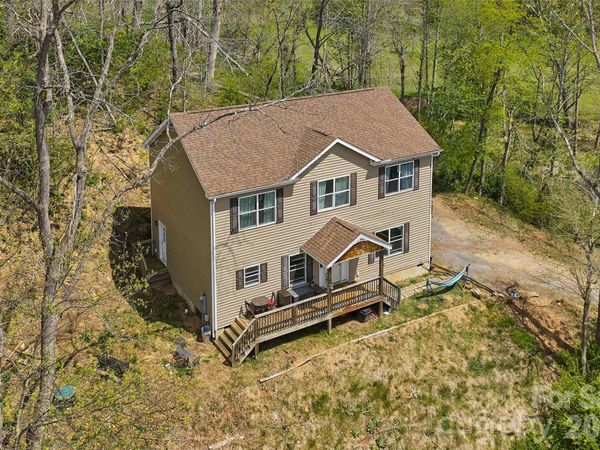 26 Brigman Road , Weaverville, NC 28787
