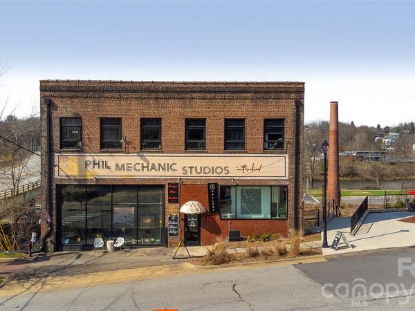 109 Roberts Street , Asheville, NC 28801