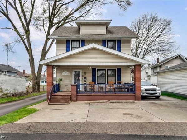 1815 Walden Avenue NW, Canton, OH 44709