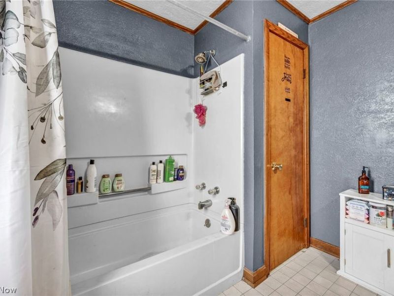 1815 Walden Avenue NW, Canton, OH 44709 Photo 16