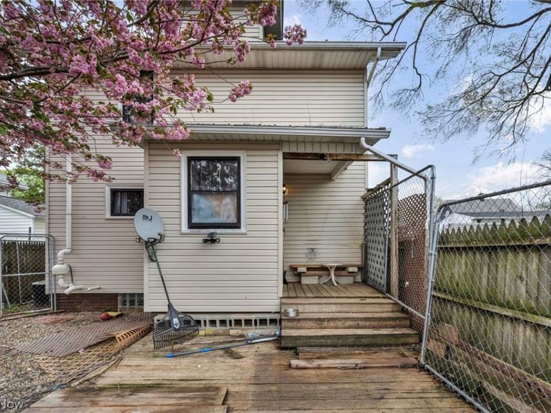 1815 Walden Avenue NW, Canton, OH 44709 Photo 25