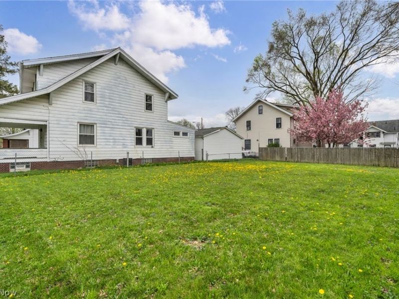 1815 Walden Avenue NW, Canton, OH 44709 Photo 30