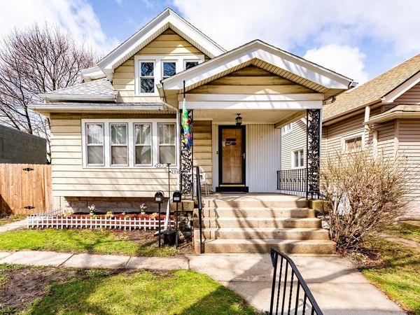 2069 S 71st STREET S, Unit 2071, West Allis, WI 53219