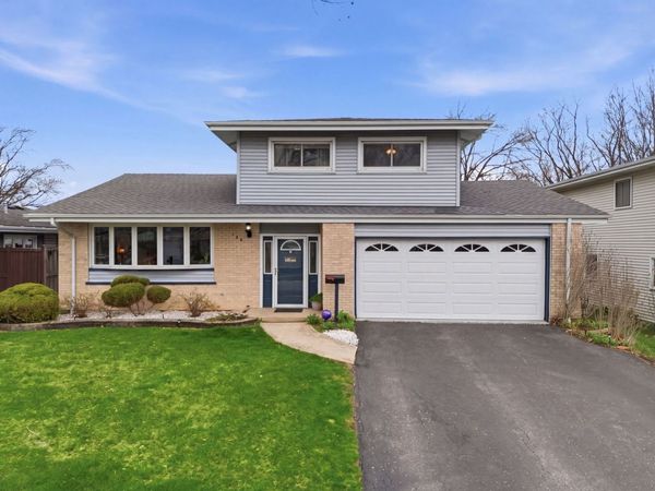 126 June Lane , Lombard, IL 60148