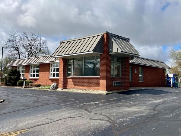 109 N State Street , Poplar Grove, IL 61065