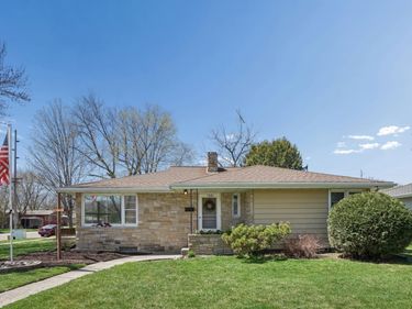 1601 Knight Avenue N, Glencoe, MN 55336