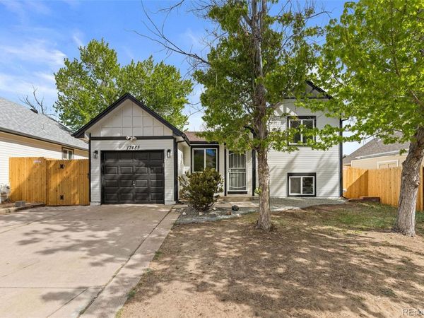 17485 E Chenango Drive , Aurora, CO 80015