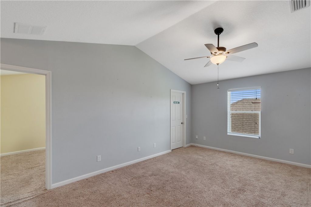 655 Valencia Circle Sw, Vero Beach, FL 32968 Photo