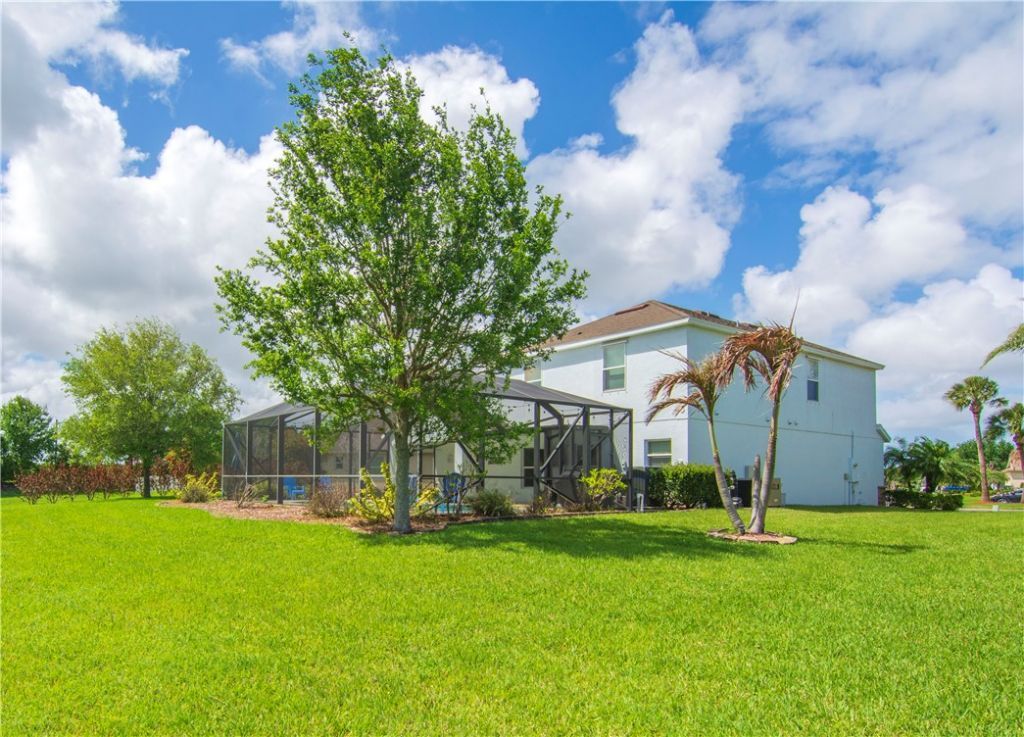 655 Valencia Circle Sw, Vero Beach, FL 32968 Photo