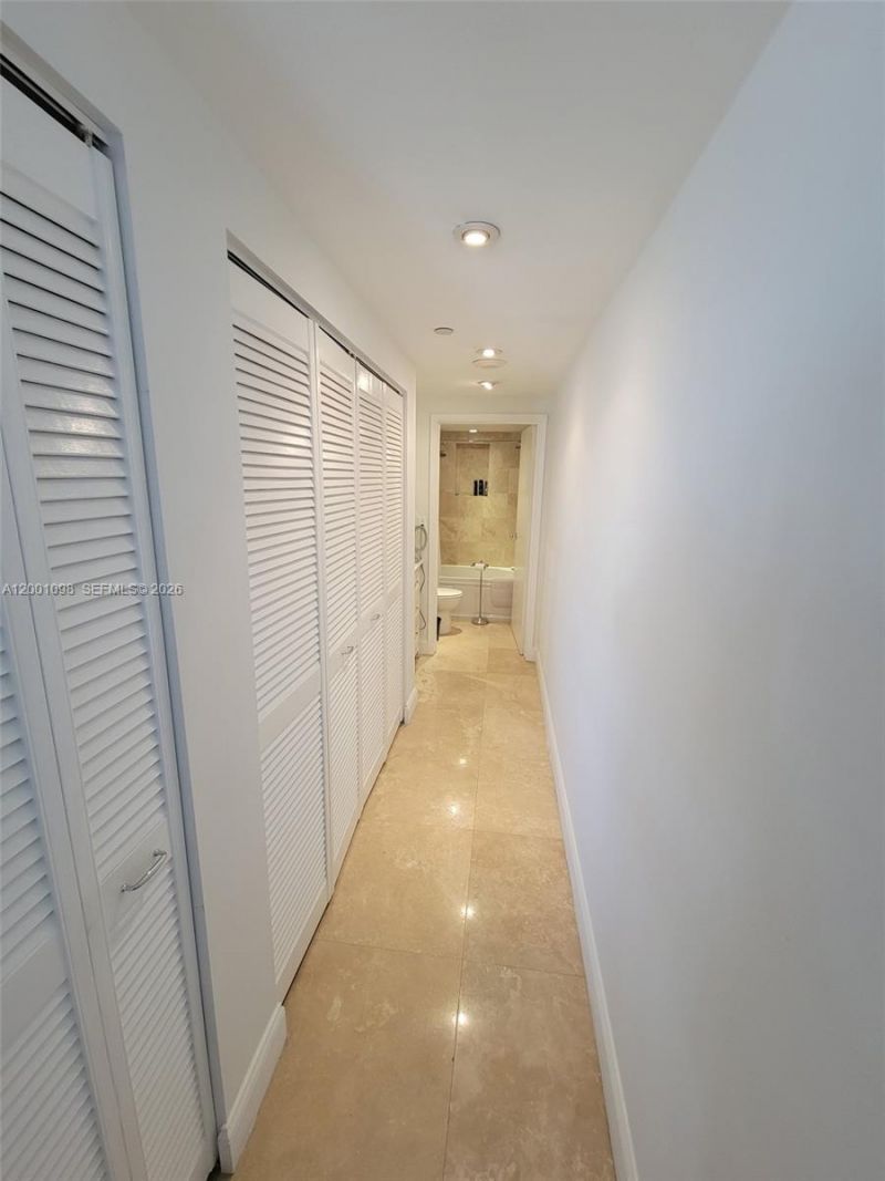 2625 Collins Ave , Unit 1601, Miami Beach, FL 33140 Photo