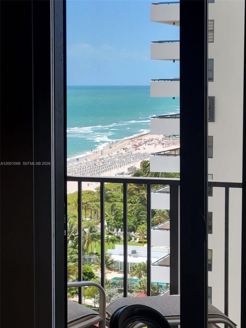 2625 Collins Ave , Unit 1601, Miami Beach, FL 33140 Photo