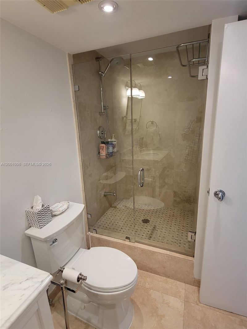 2625 Collins Ave , Unit 1601, Miami Beach, FL 33140 Photo