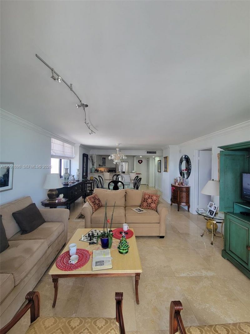 2625 Collins Ave , Unit 1601, Miami Beach, FL 33140 Photo