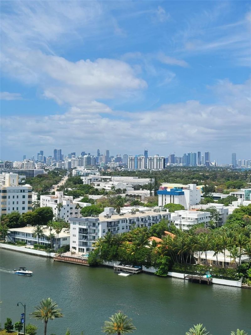2625 Collins Ave , Unit 1601, Miami Beach, FL 33140 Photo