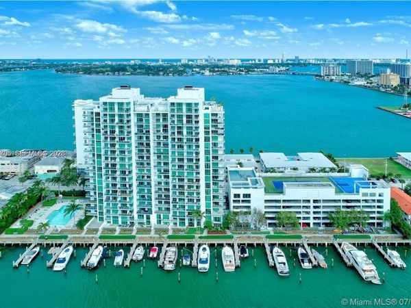 7930 East Dr , Unit 1505, North Bay Village, FL 33141