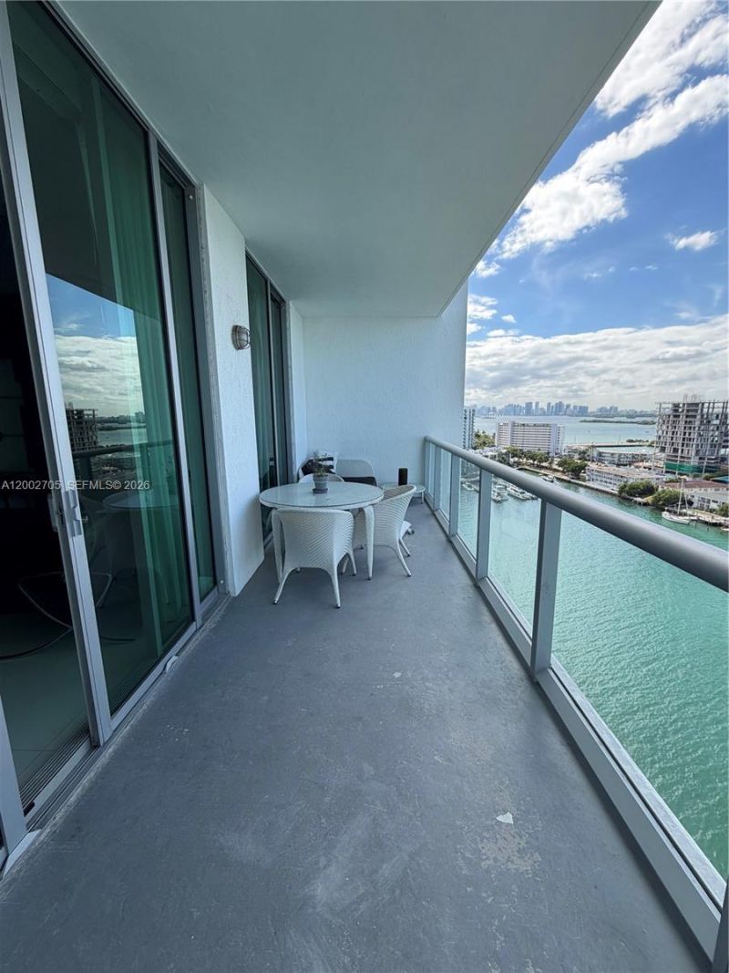 7930 East Dr , Unit 1505, North Bay Village, FL 33141 Photo