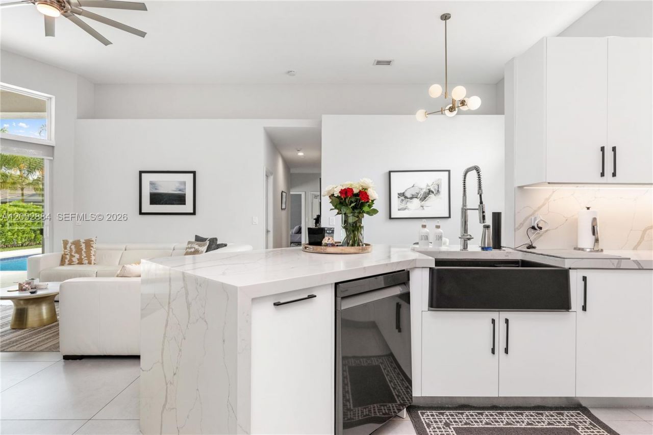 2614 Oakbrook Ct, Unit 2614, Weston, FL 33332 Photo