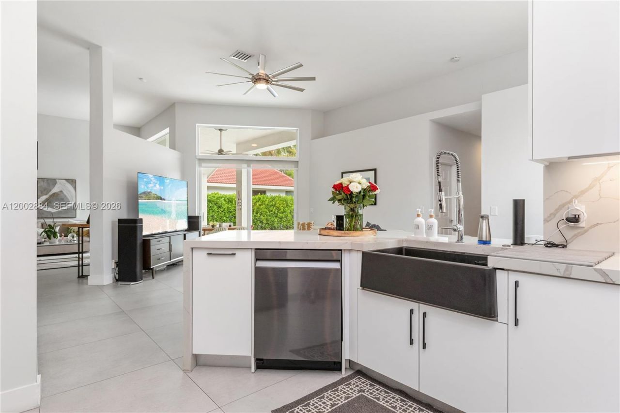 2614 Oakbrook Ct, Unit 2614, Weston, FL 33332 Photo