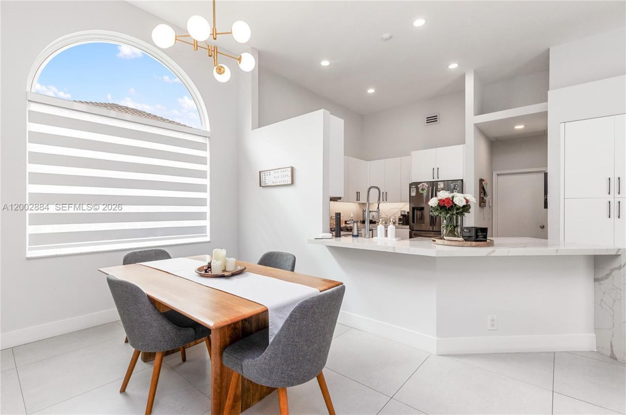 2614 Oakbrook Ct, Unit 2614, Weston, FL 33332 Photo