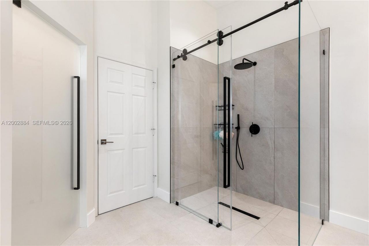 2614 Oakbrook Ct, Unit 2614, Weston, FL 33332 Photo