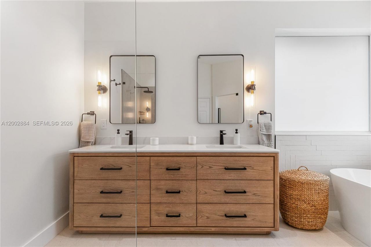 2614 Oakbrook Ct, Unit 2614, Weston, FL 33332 Photo