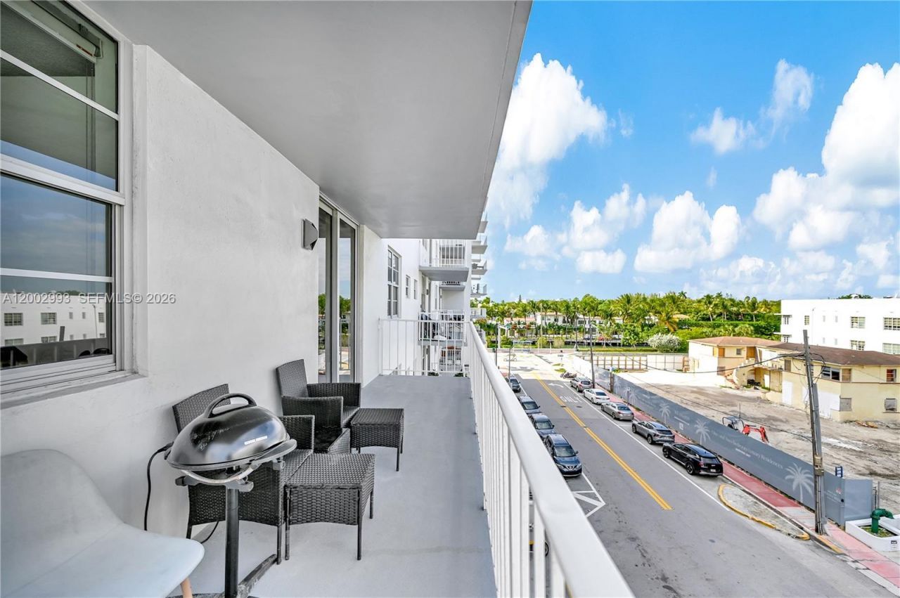 2829 Indian Creek Dr , Unit 410, Miami Beach, FL 33140 Photo