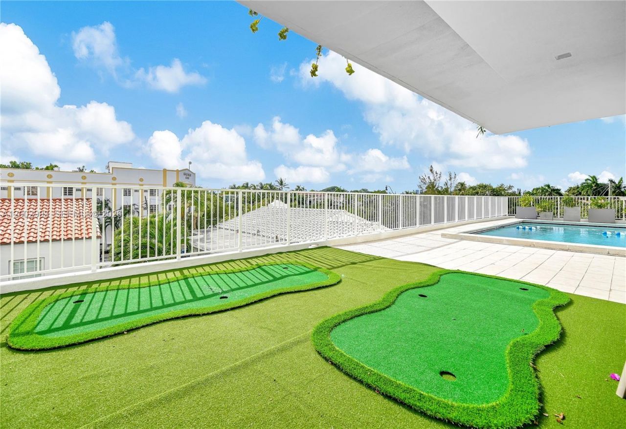 2829 Indian Creek Dr , Unit 410, Miami Beach, FL 33140 Photo