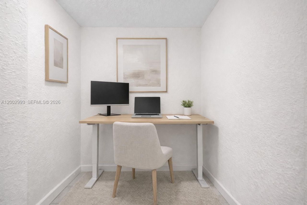 2829 Indian Creek Dr , Unit 410, Miami Beach, FL 33140 Photo