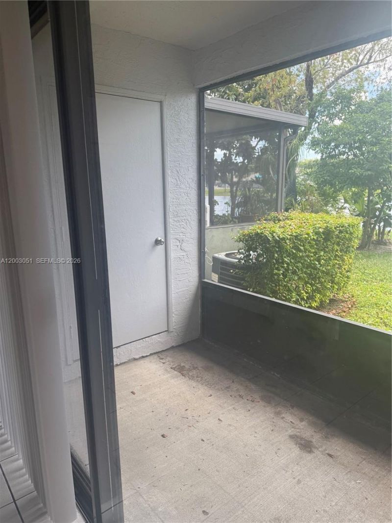 1815 NW 56th Ter , Unit 15, Lauderhill, FL 33313 Photo