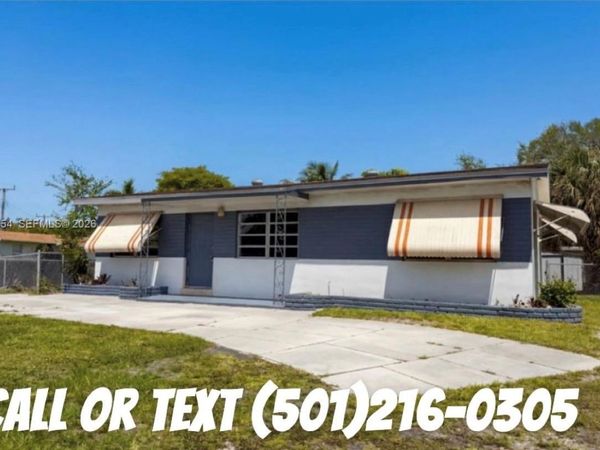 5925 SW 27th St , West Park, FL 33023