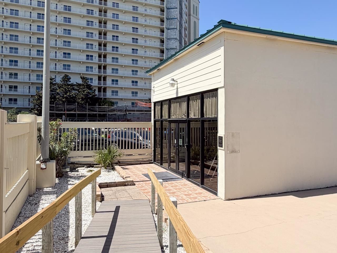 9850 Thomas Drive , Unit 909E, Panama City, FL 32408 Photo