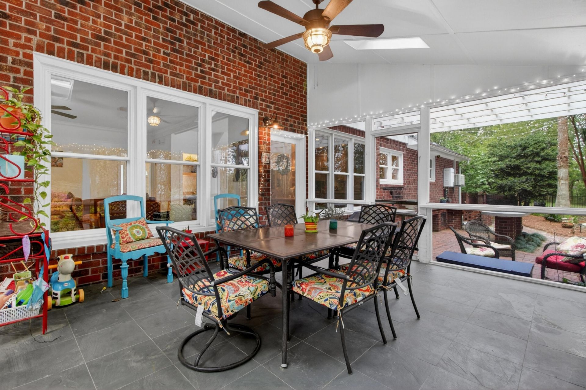 312 E Shepard Photo 12