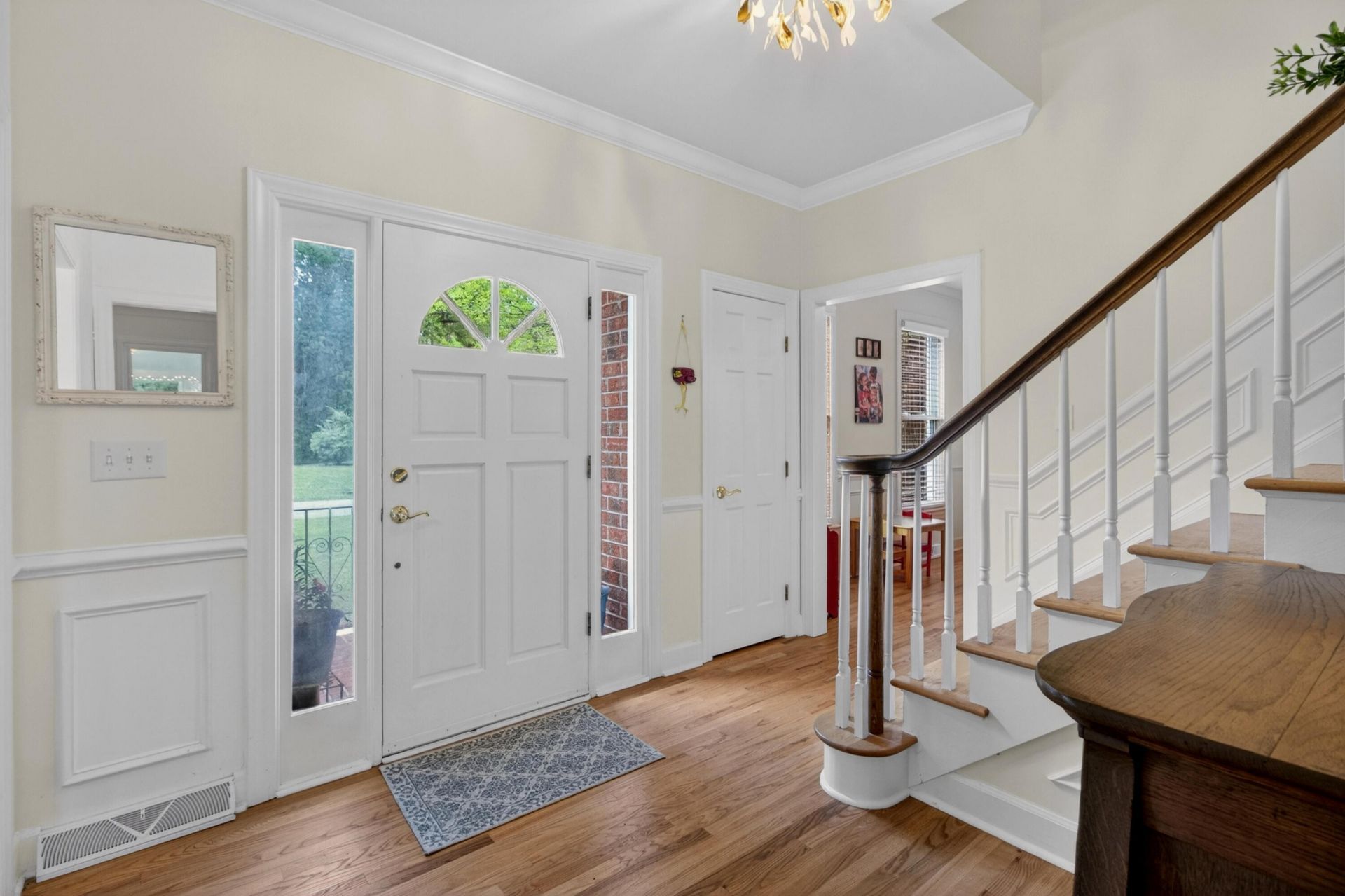 312 E Shepard Photo 14