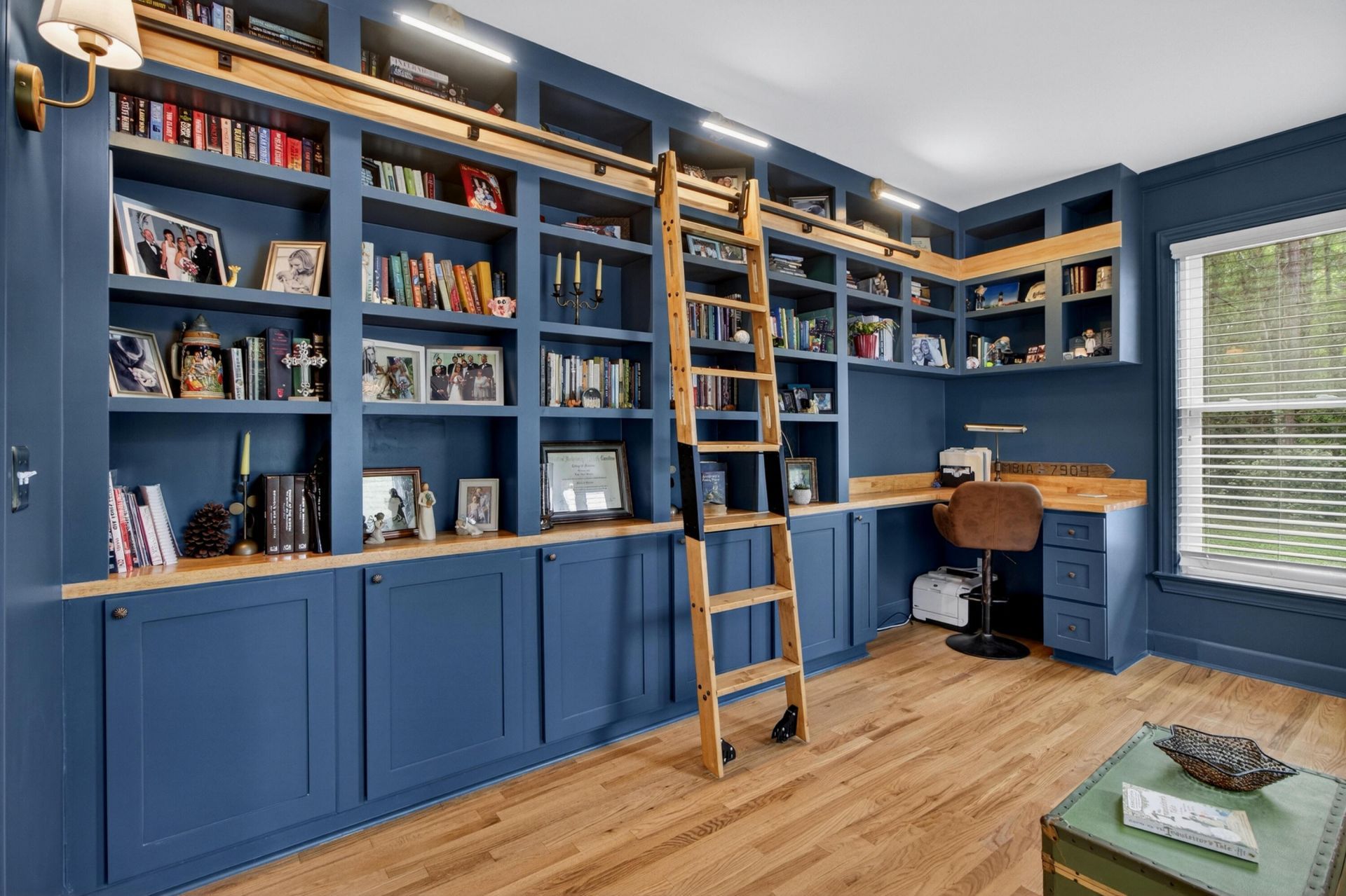 312 E Shepard Photo 17