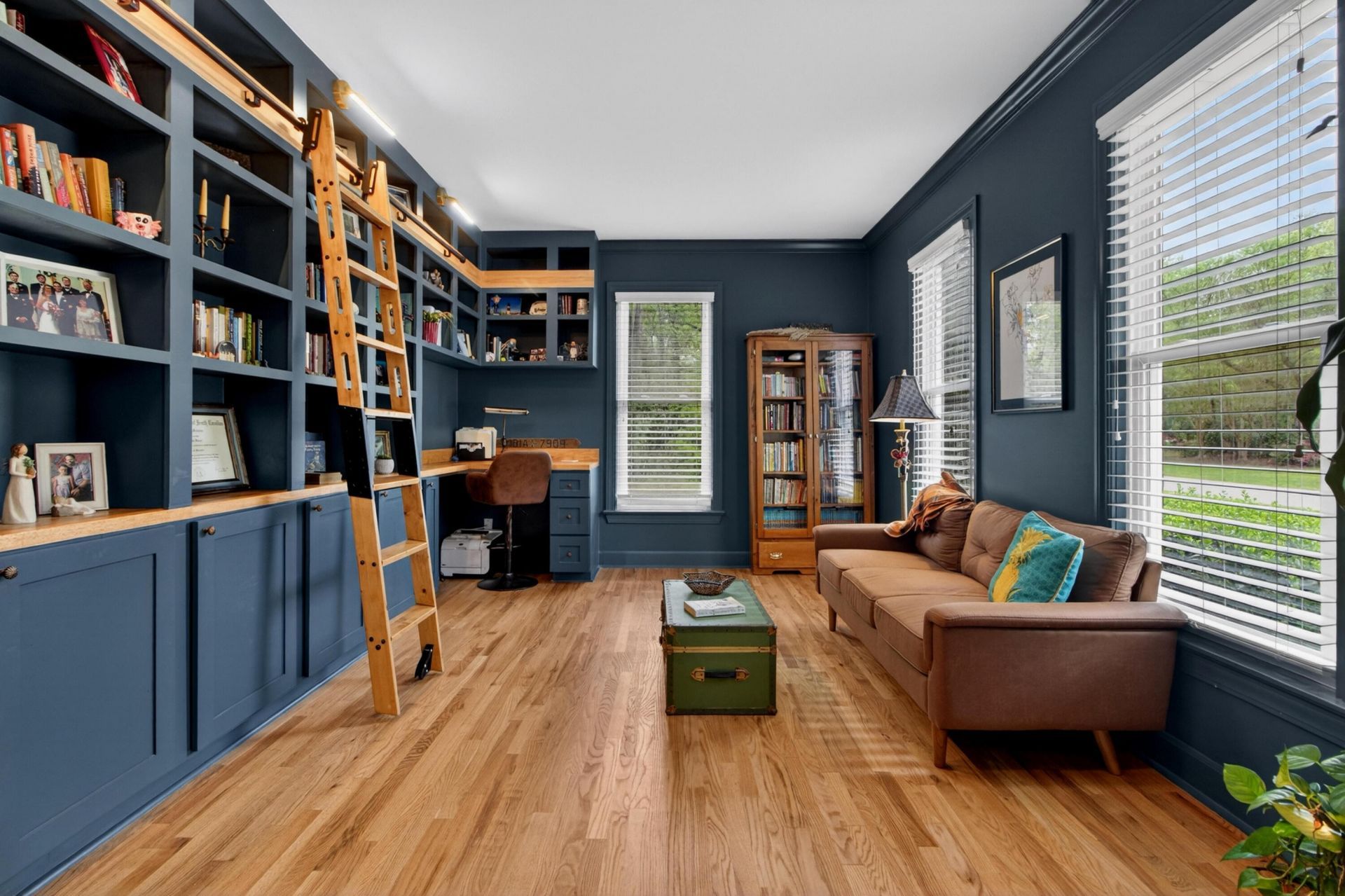 312 E Shepard Photo 19