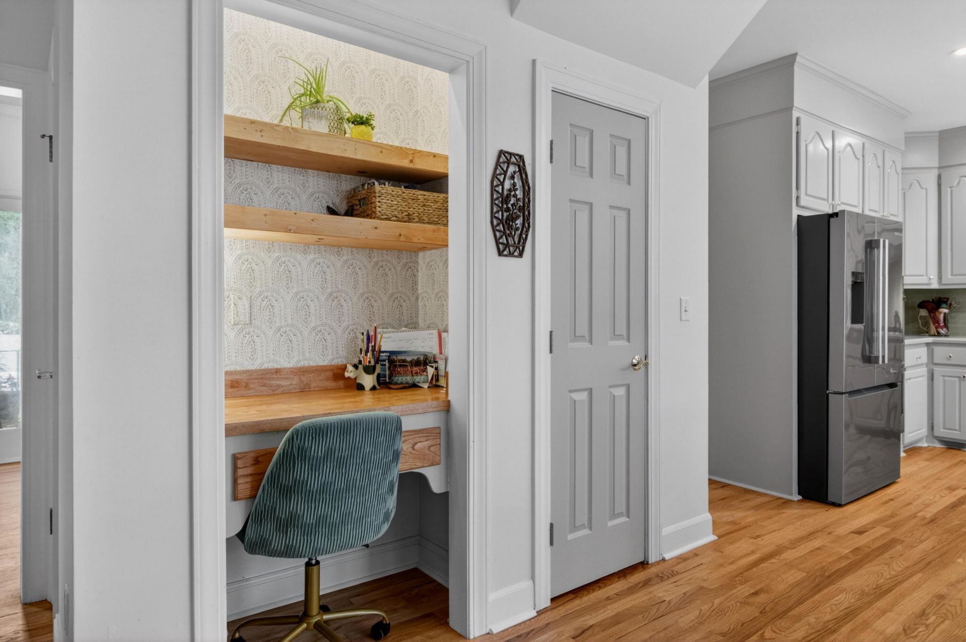 312 E Shepard Photo 24