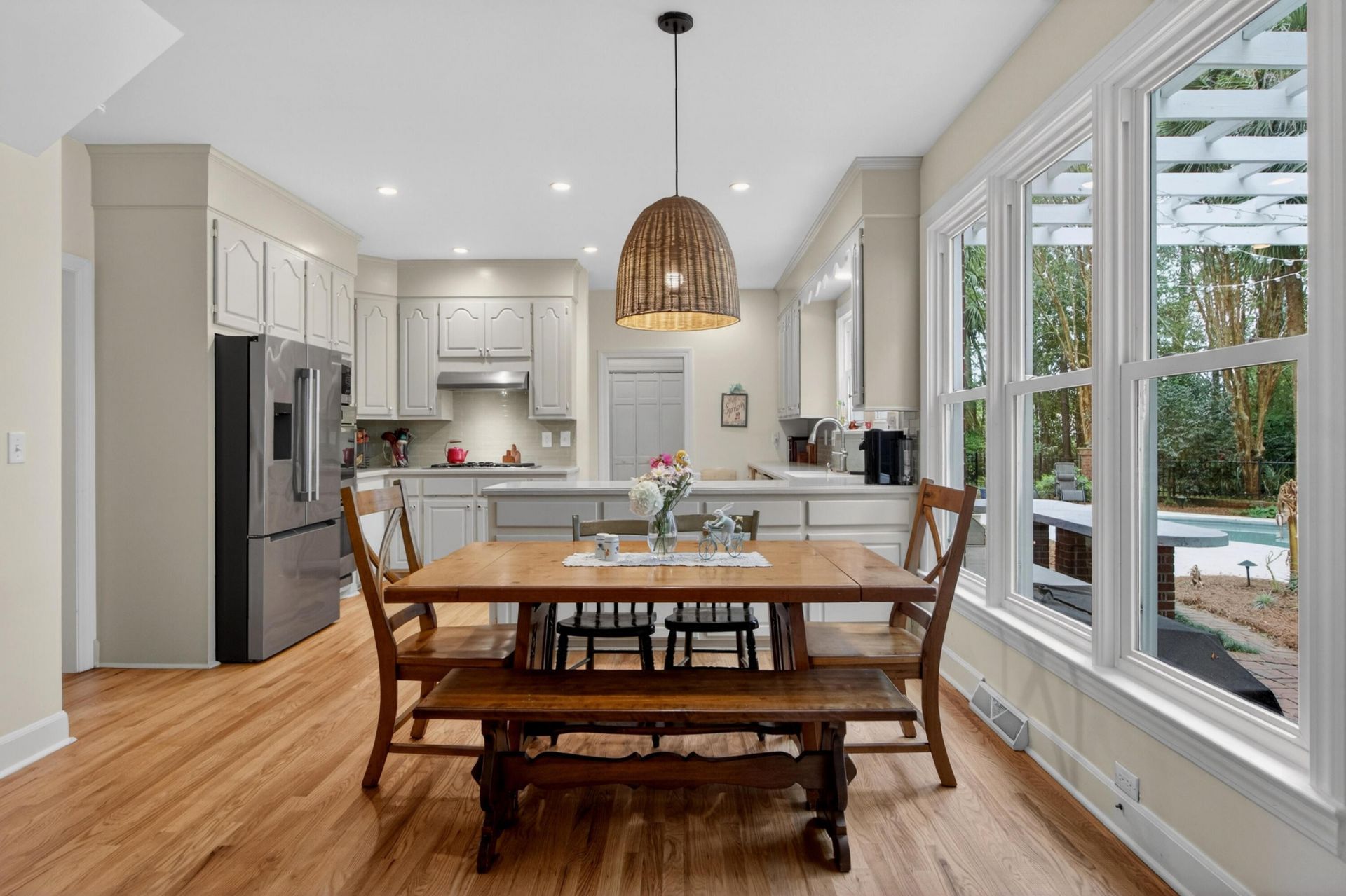 312 E Shepard Photo 25