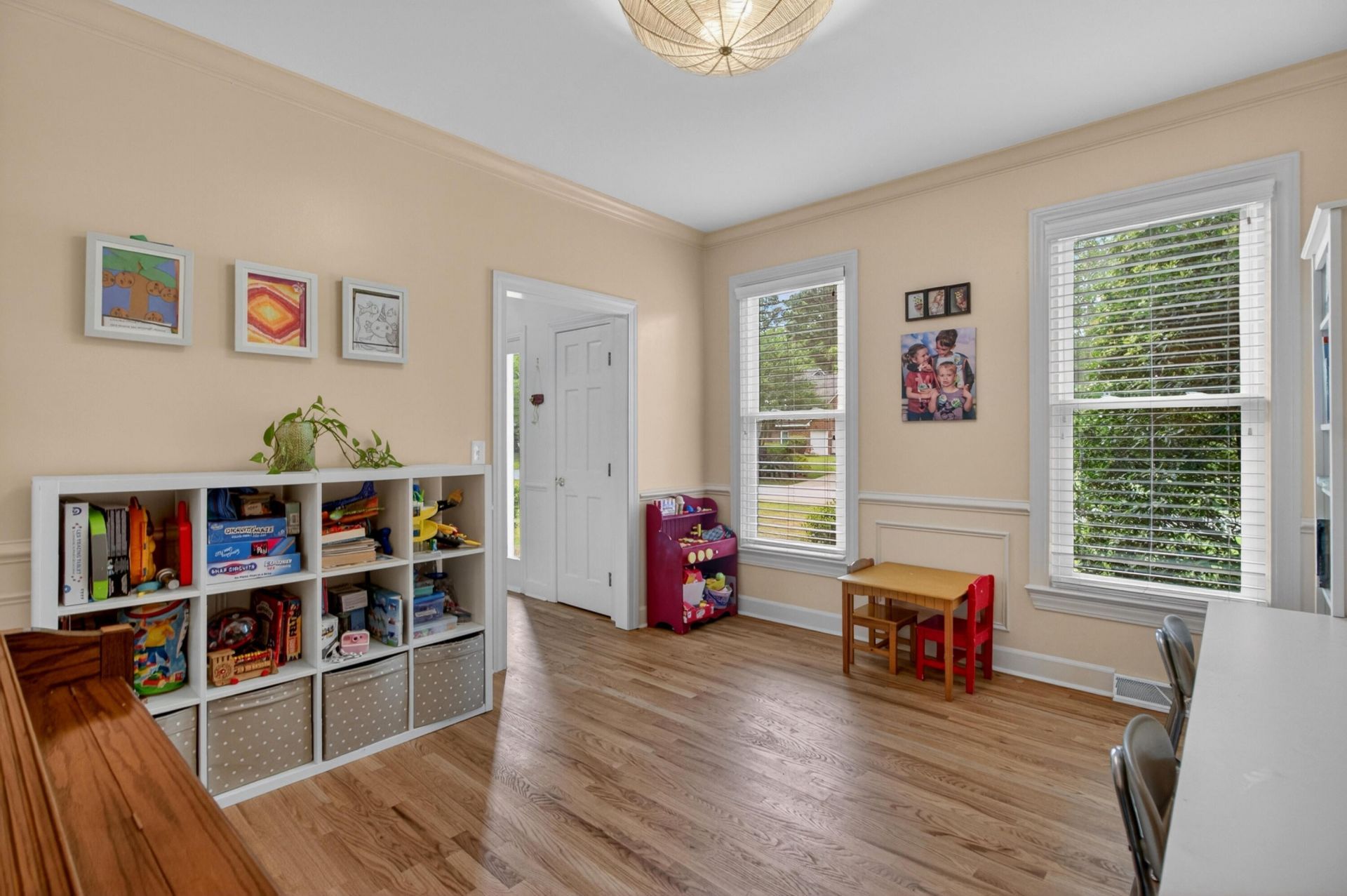 312 E Shepard Photo 33