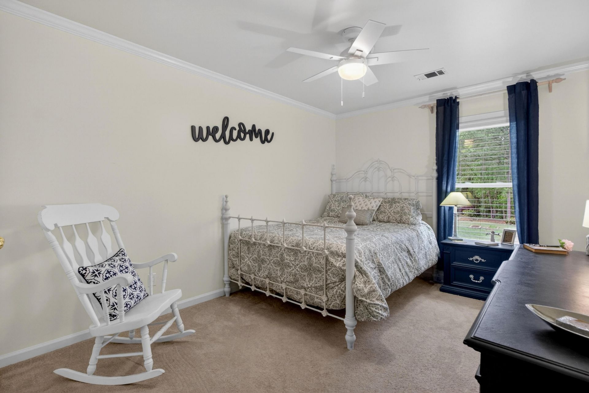 312 E Shepard Photo 43