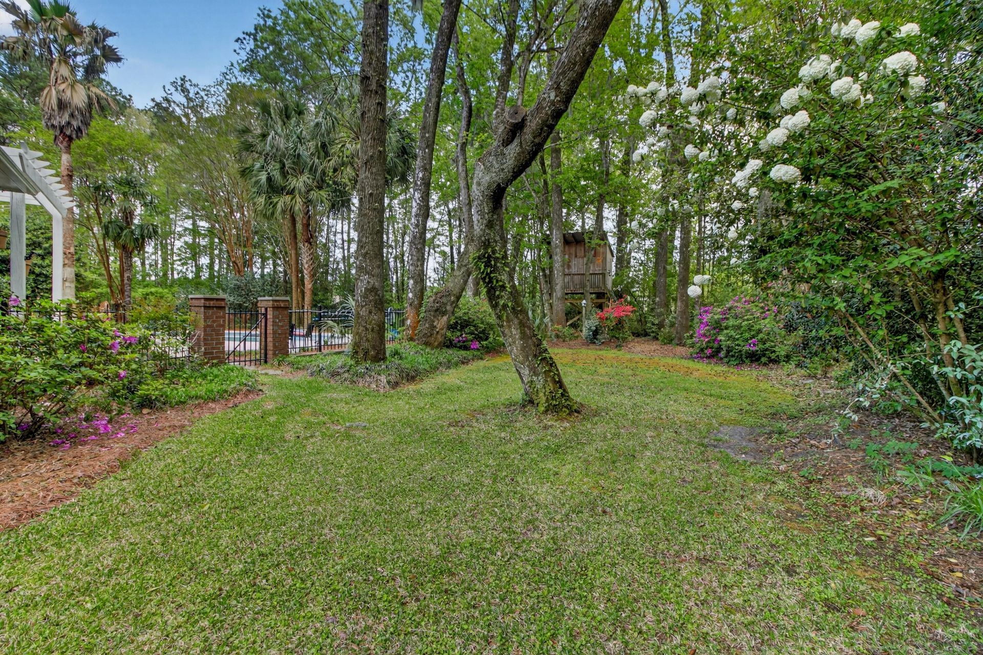 312 E Shepard Photo 59